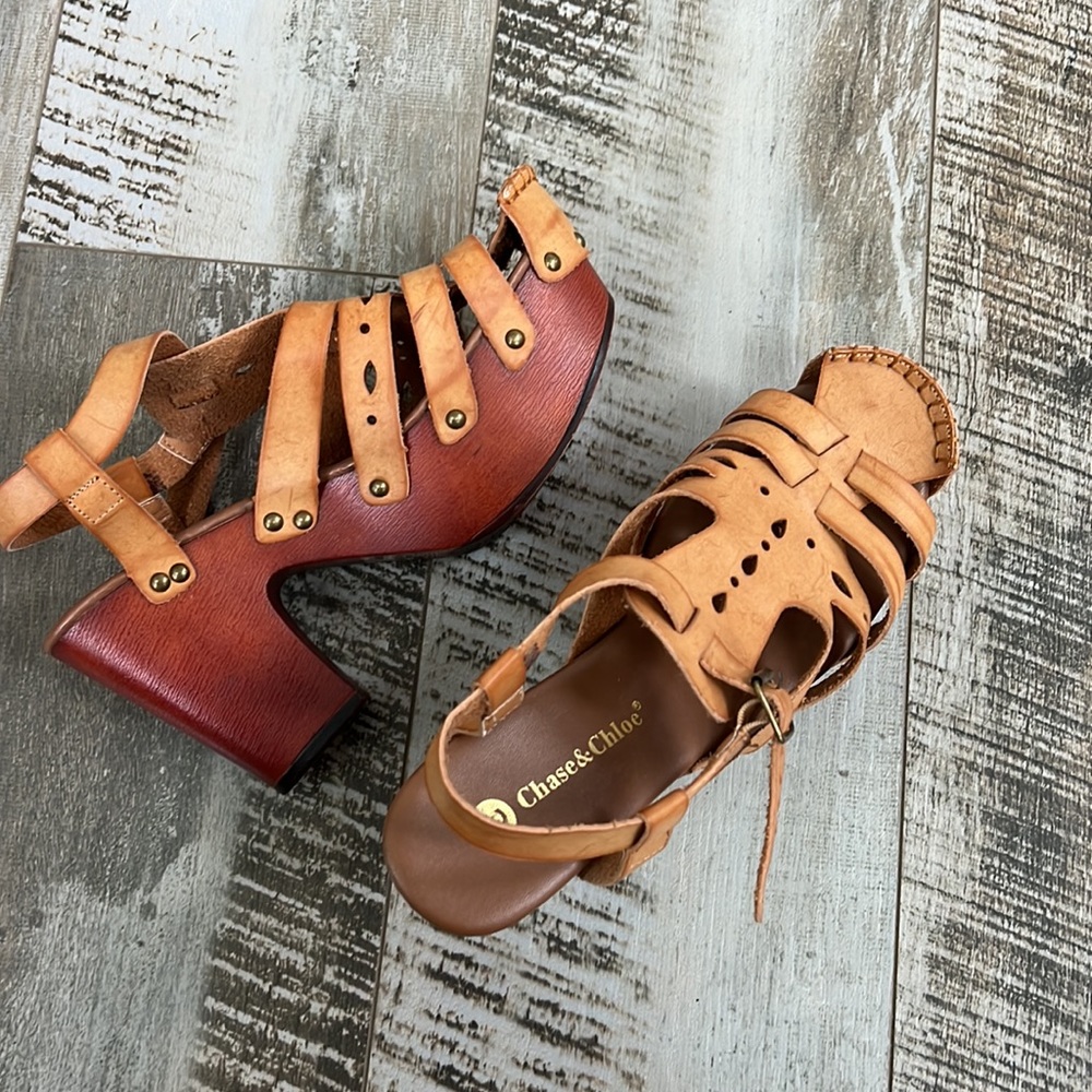 Platform Clog - Picture 1 of 6